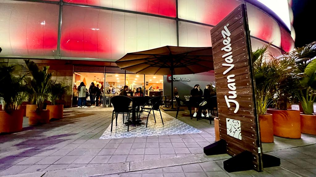 Nuestros Locales Comerciales 3