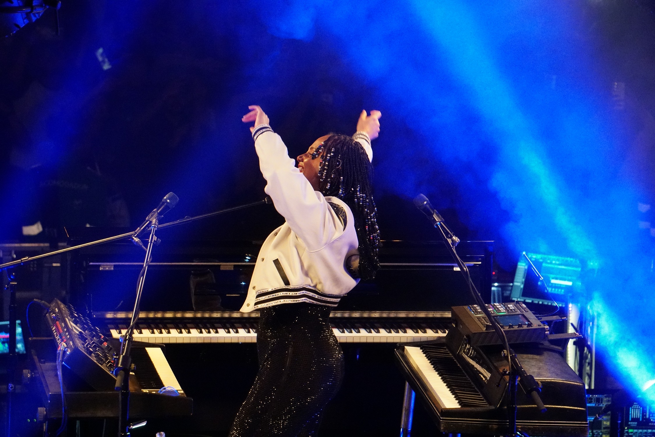 ALICIA KEYS 12