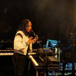 ALICIA KEYS 14