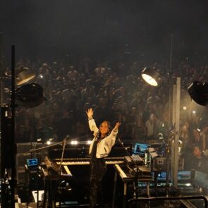 ALICIA KEYS 15
