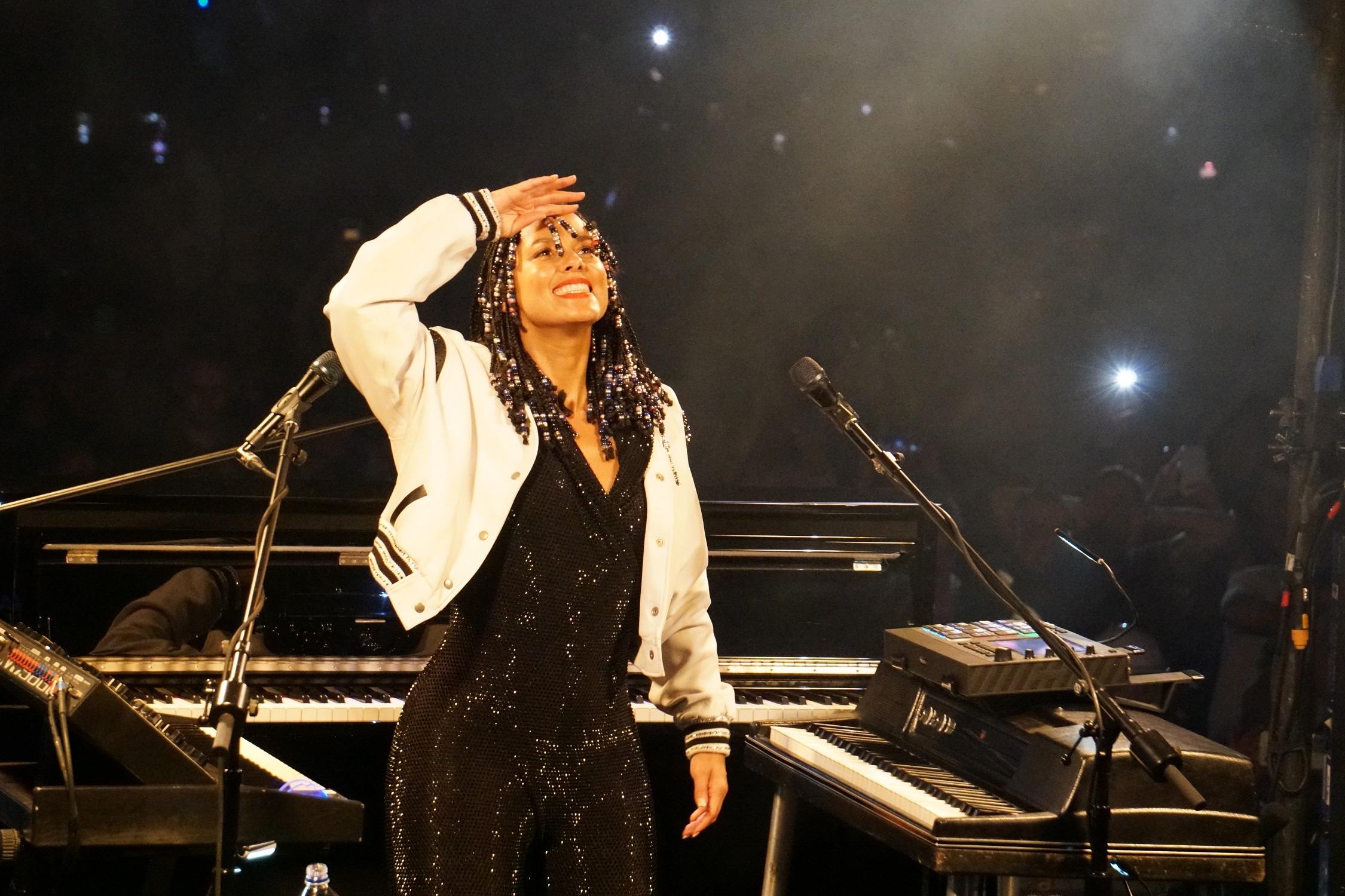 ALICIA KEYS 17