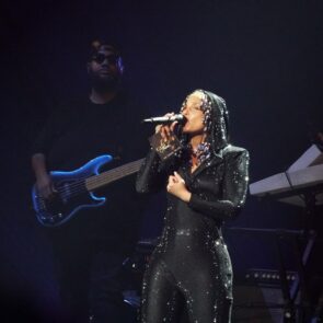 ALICIA KEYS 2