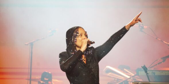 ALICIA KEYS 8