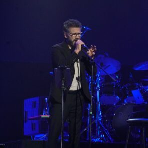 JESÚS ADRIÁN ROMERO 17
