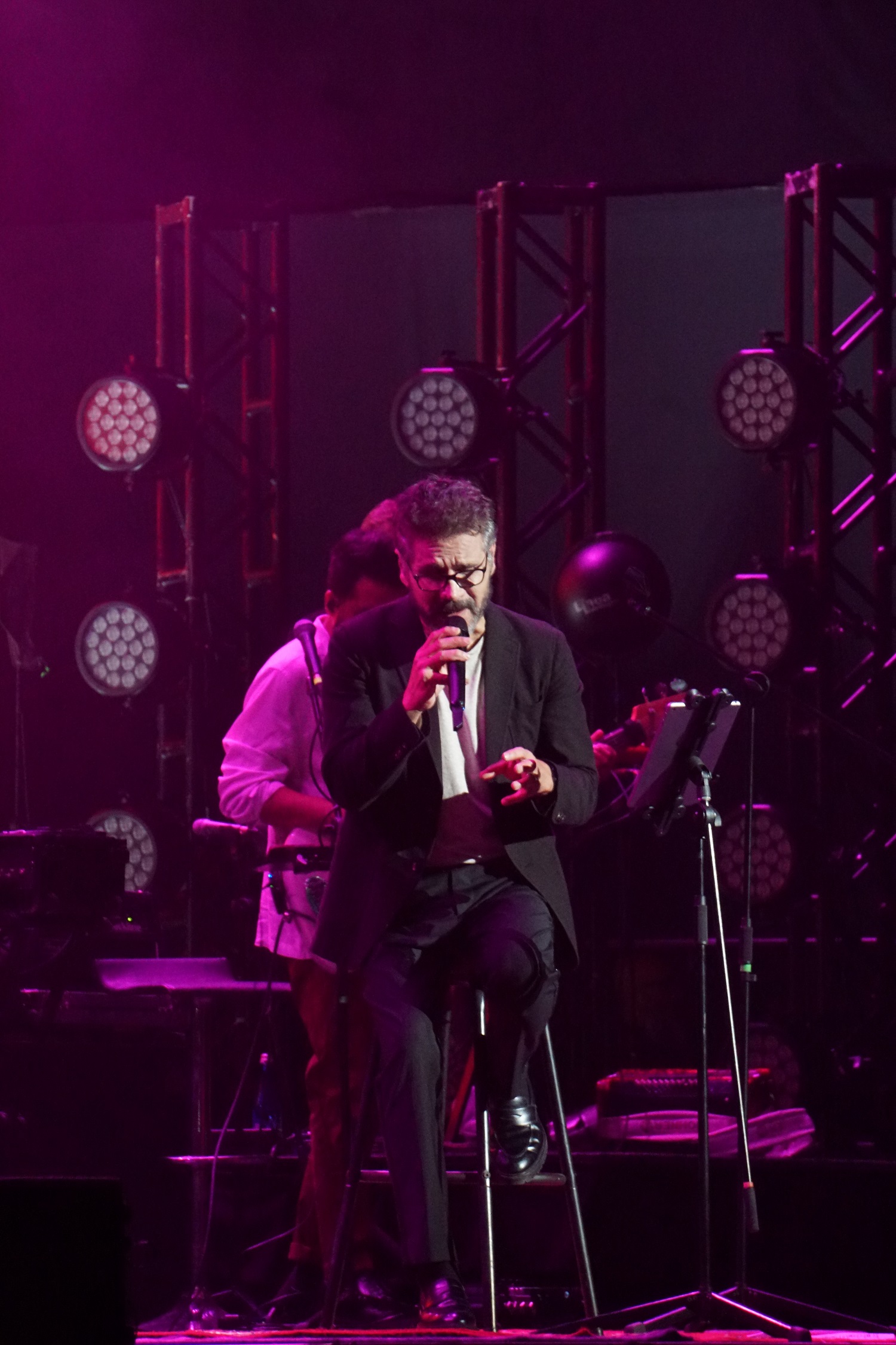 JESÚS ADRIÁN ROMERO 24