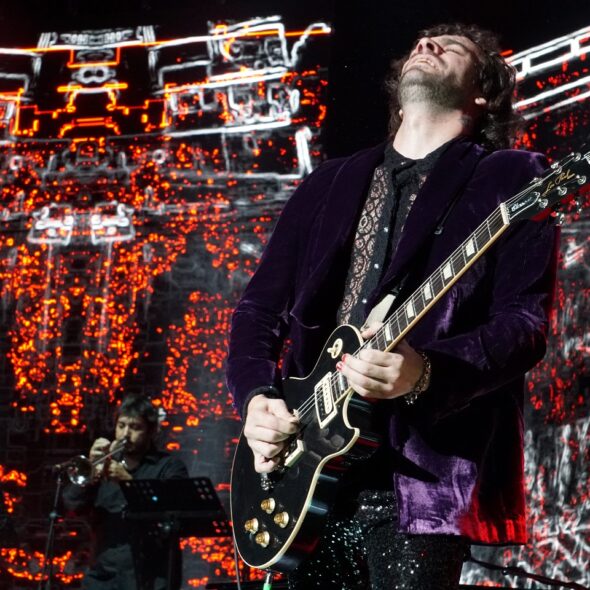 JESÚS ADRIÁN ROMERO 35