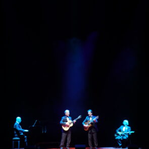 LES LUTHIERS 3