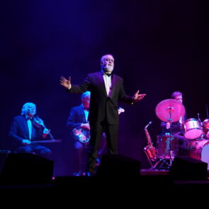 LES LUTHIERS 8